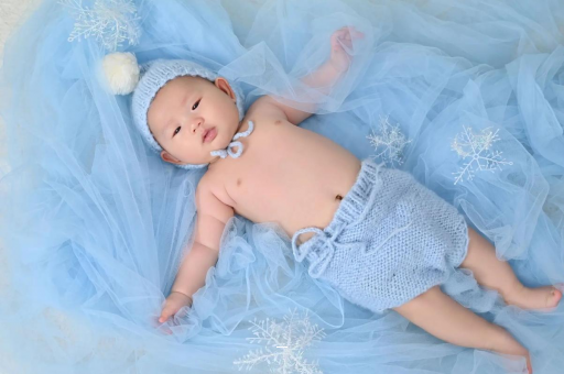 本溪宝宝流黄鼻涕打喷嚏